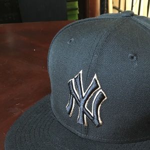 Yankees SnapBack Hat